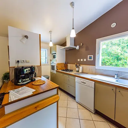 Willa Le Cabanon By Pinarello Services Zonza