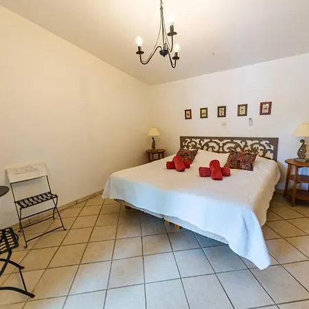 Le Cabanon By Pinarello Services Willa *